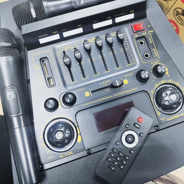 Профессиональная напольная акустическая система Eltronic 20-06  TWEEN BOX  (в комплекте из двух колонок) с LED-подсветкой и RGB светомузыкой, с двумя беспроводными микрофонами, пультом дистанционного управления